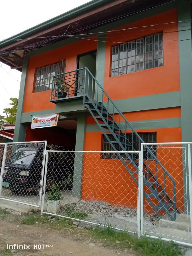 Estrelle Orange House - Backpackers Hub Apartment Puerto Princesa Exterior photo