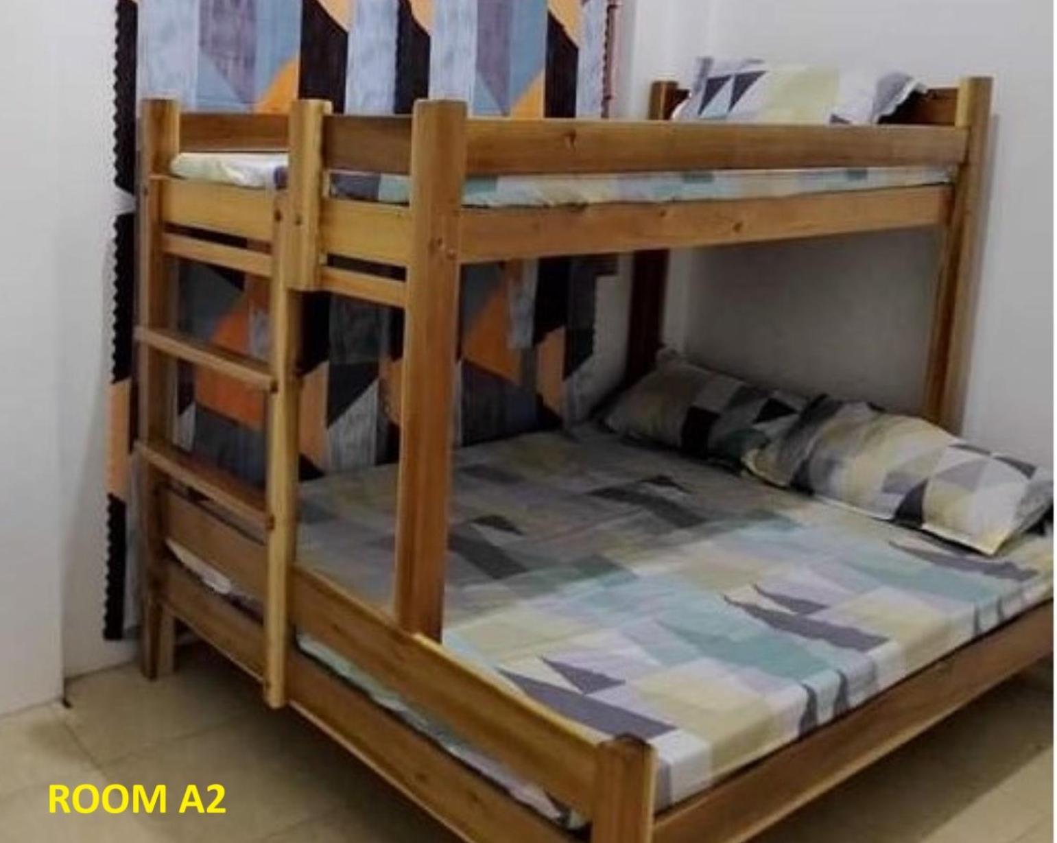 Estrelle Orange House - Backpackers Hub Apartment Puerto Princesa Exterior photo