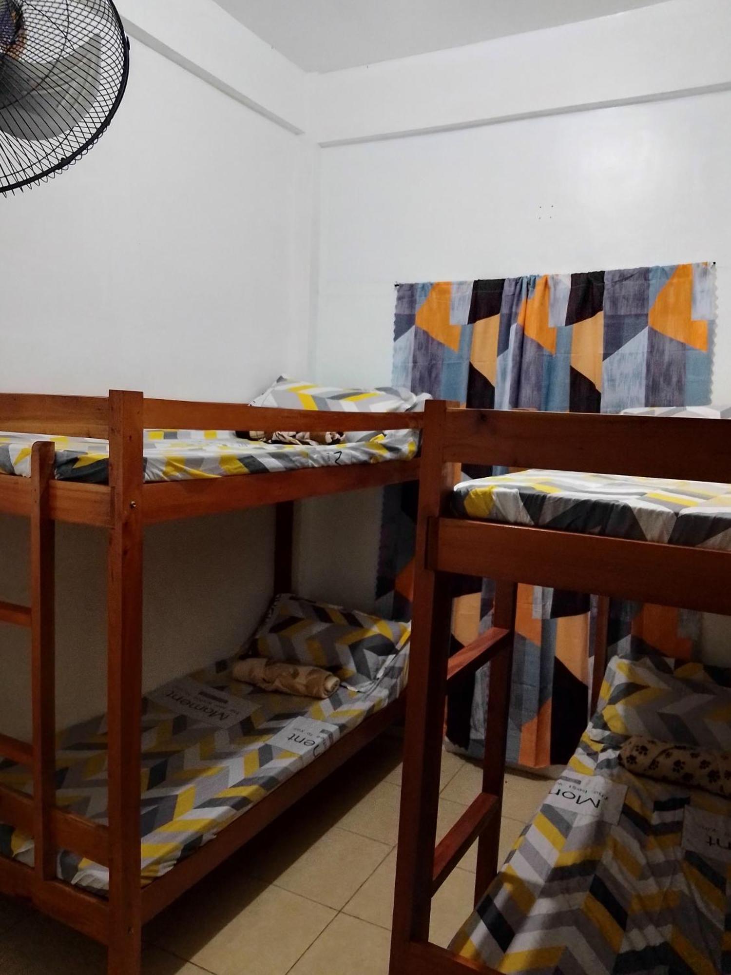 Estrelle Orange House - Backpackers Hub Apartment Puerto Princesa Exterior photo