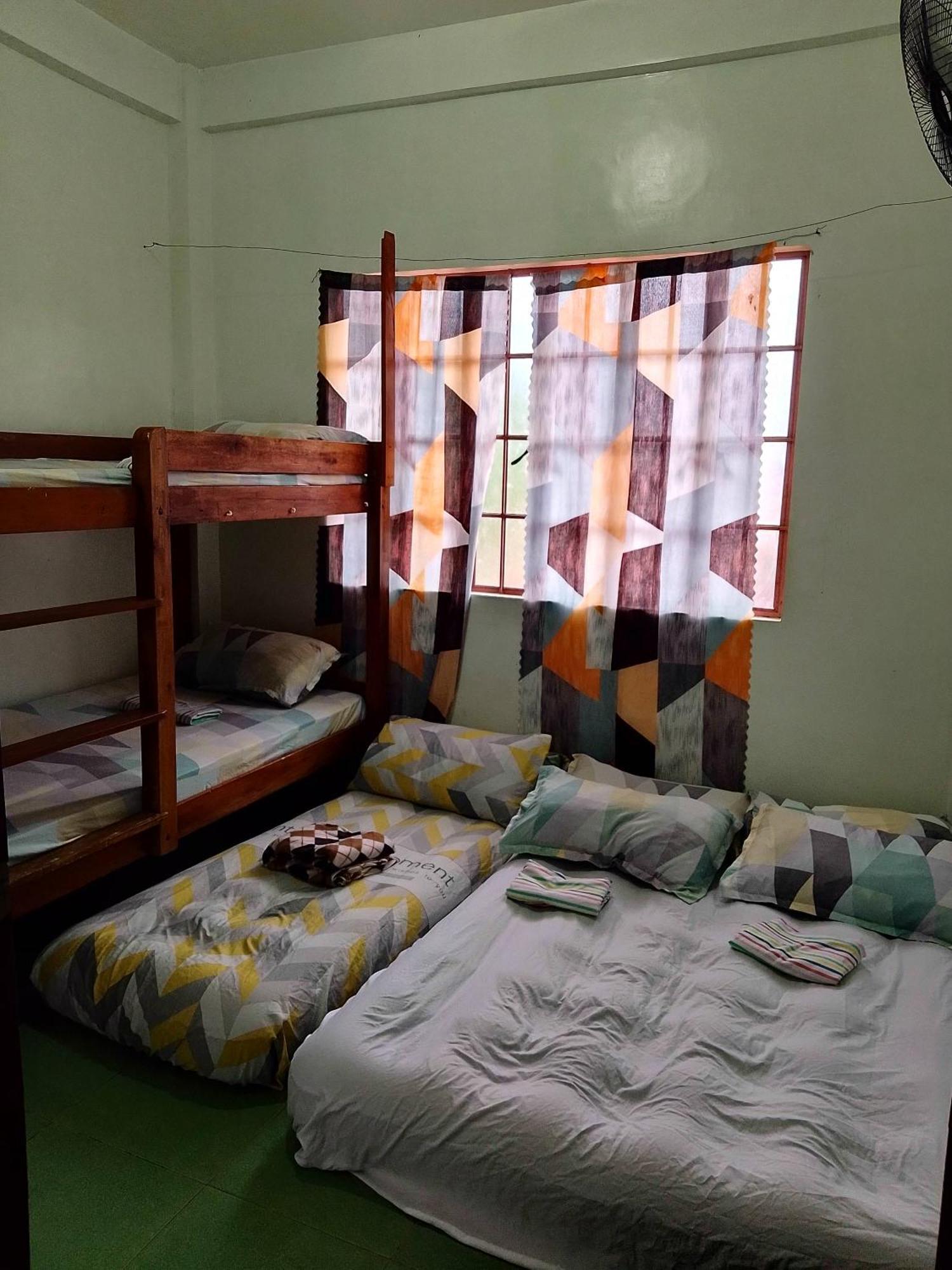 Estrelle Orange House - Backpackers Hub Apartment Puerto Princesa Exterior photo