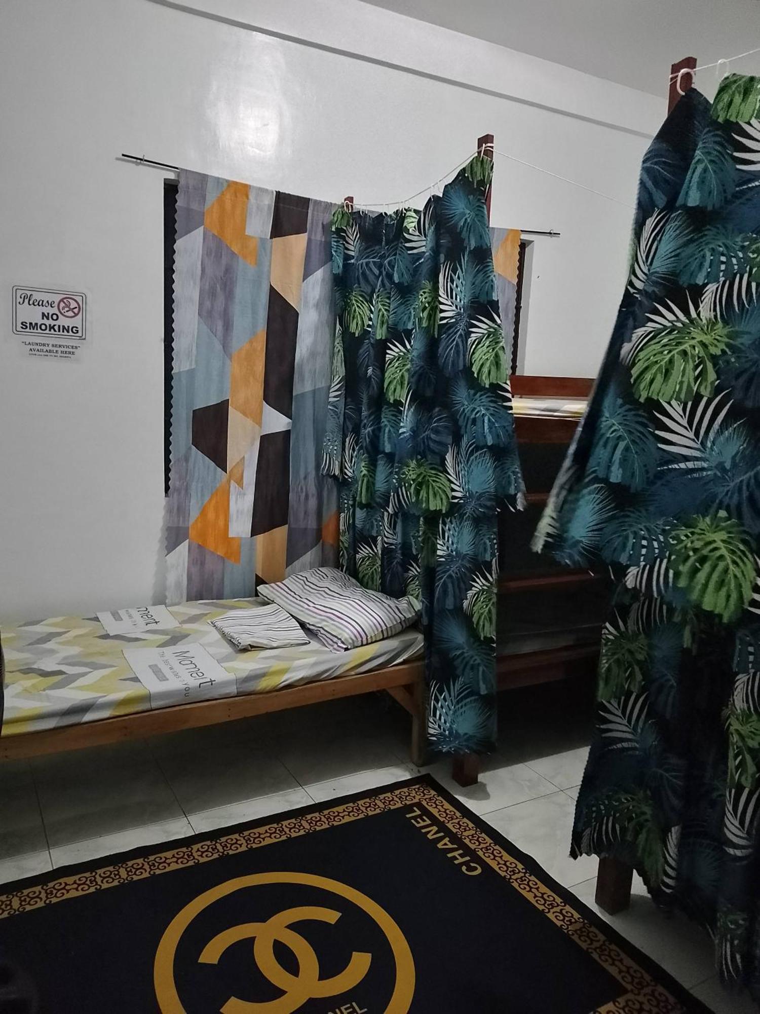 Estrelle Orange House - Backpackers Hub Apartment Puerto Princesa Exterior photo